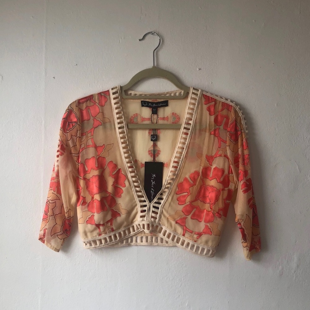 ✨FOR LOVE & LEMONS✨ Barcelona Crop Top in Creme - Picture 9 of 16